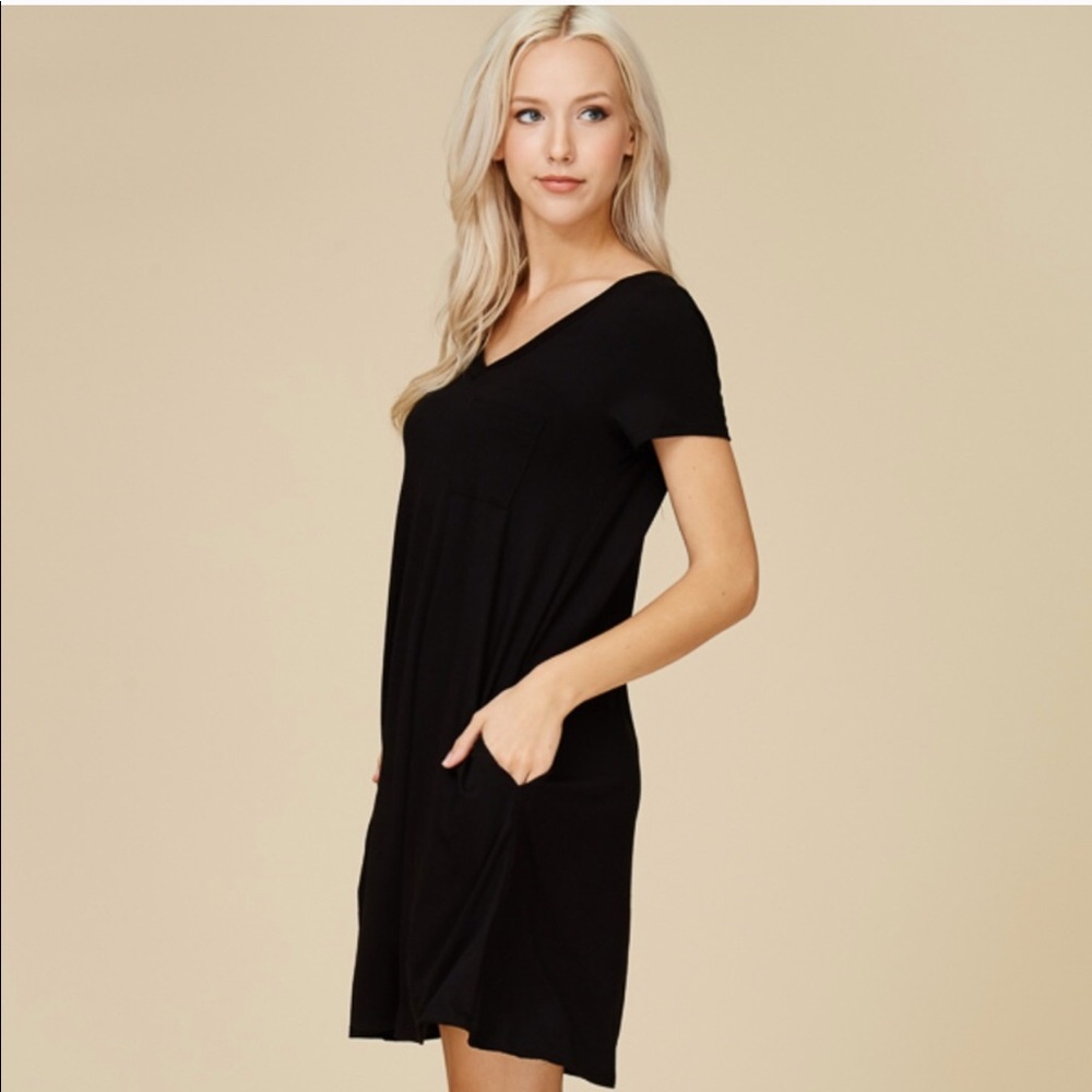 LAST 1- Large❗️🖤Black T-Shirt Dress w/Pockets - Picture 3 of 7